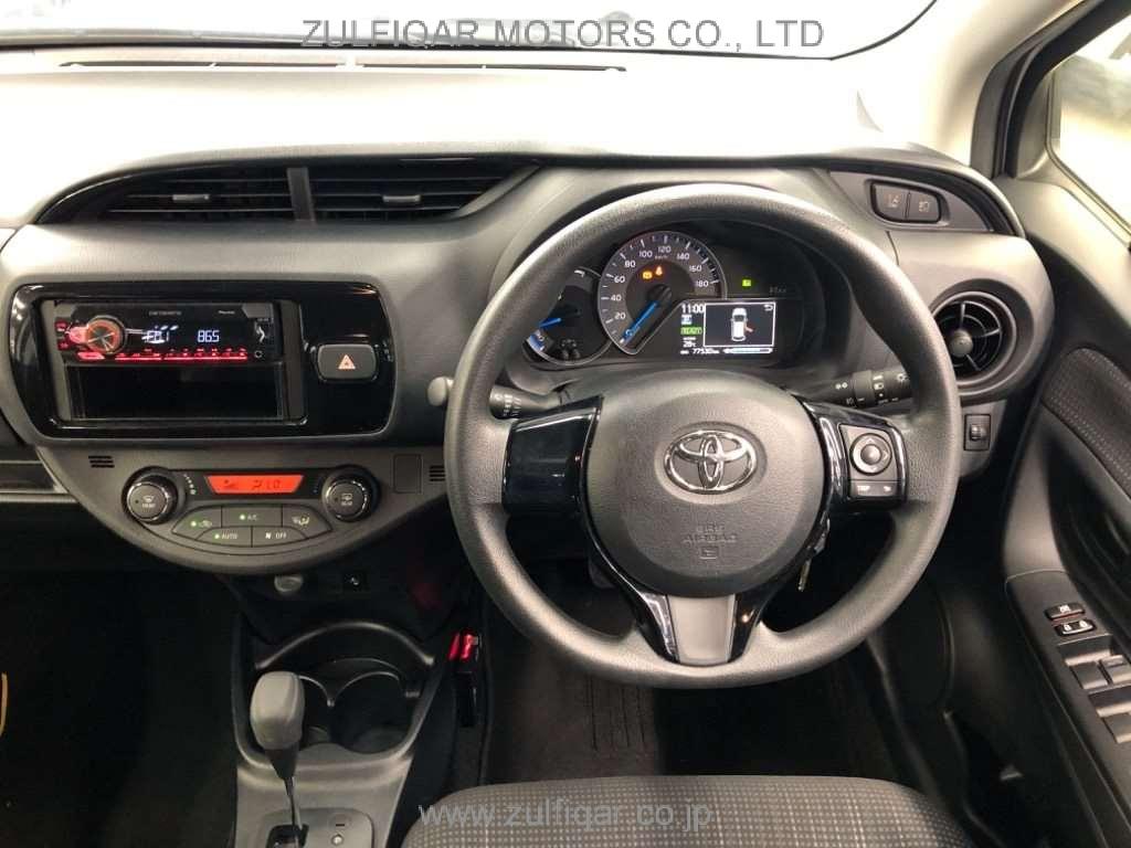 TOYOTA VITZ 2019 Image 6