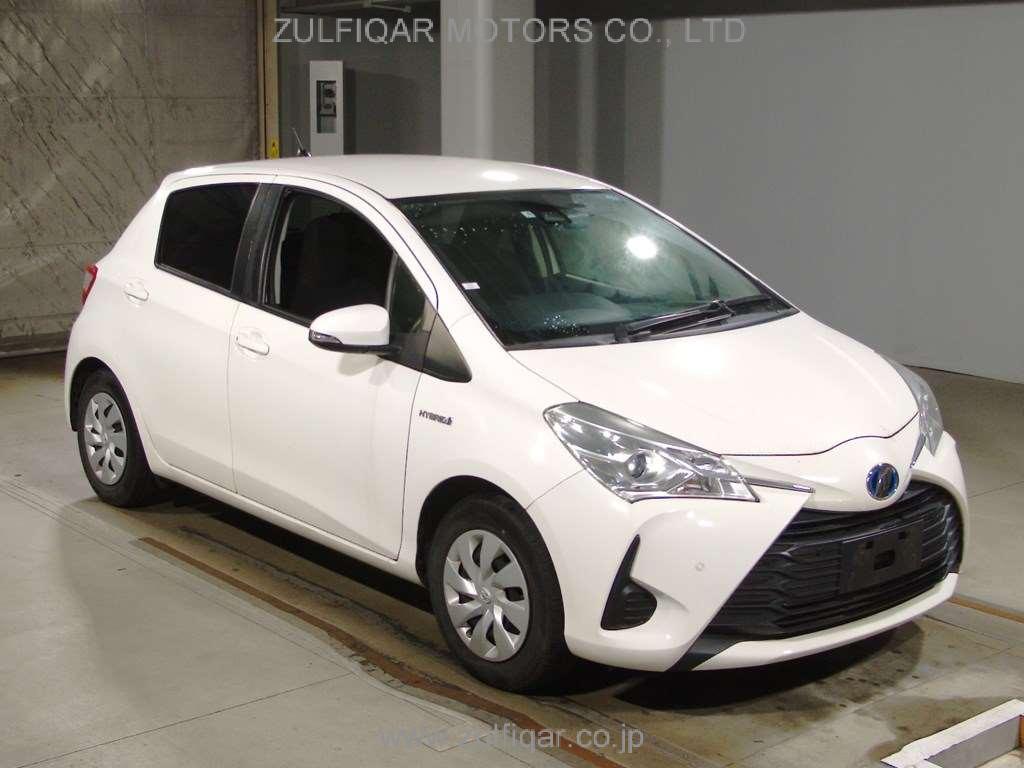 TOYOTA VITZ 2019 Image 3