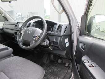 TOYOTA HIACE 2019 Image 5