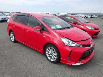 TOYOTA PRIUS ALPHA 2015 Image 2