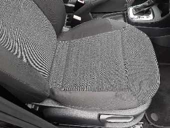 VOLKSWAGEN POLO 2014 Image 8