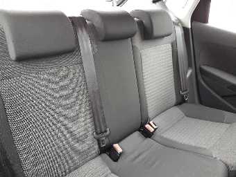 VOLKSWAGEN POLO 2014 Image 9