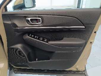 HONDA VEZEL 2023 Image 16