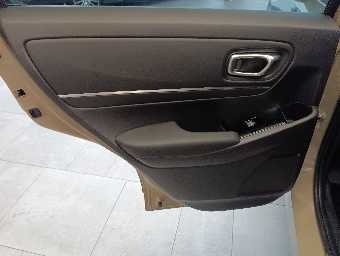 HONDA VEZEL 2023 Image 26