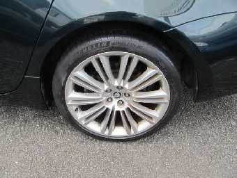 JAGUAR XJ 2010 Image 14