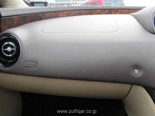 JAGUAR XJ 2010 Image 35