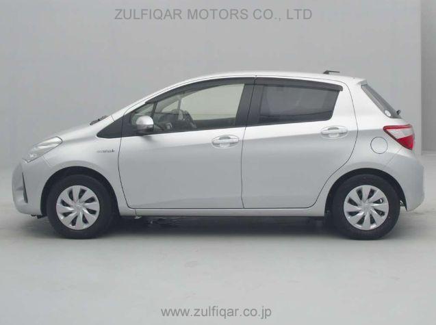 TOYOTA VITZ 2019 Image 5