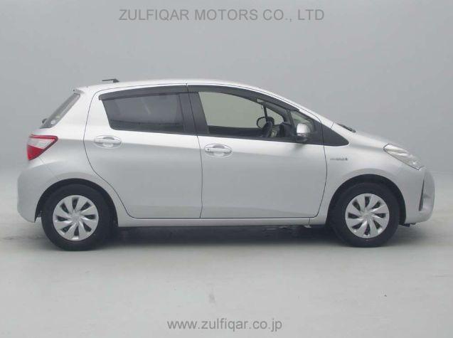 TOYOTA VITZ 2019 Image 6