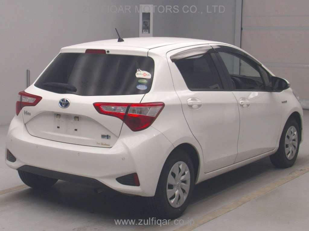 TOYOTA VITZ 2019 Image 2