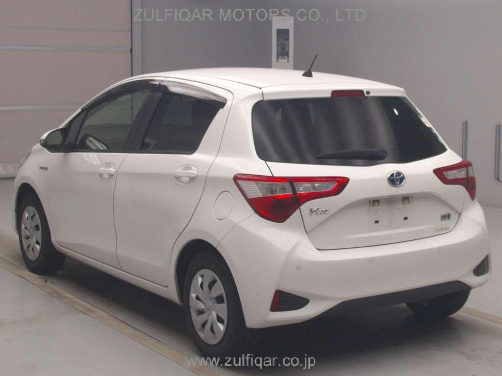 TOYOTA VITZ 2019 Image 4