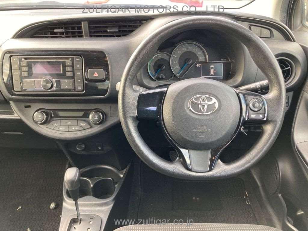 TOYOTA VITZ 2019 Image 6