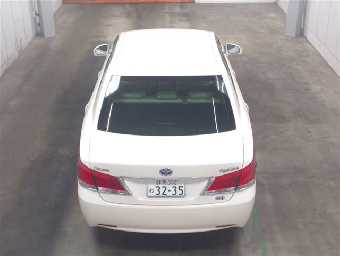 TOYOTA CROWN HYBRID 2015 Image 6