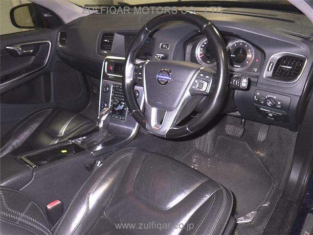 VOLVO S60 2013 Image 3