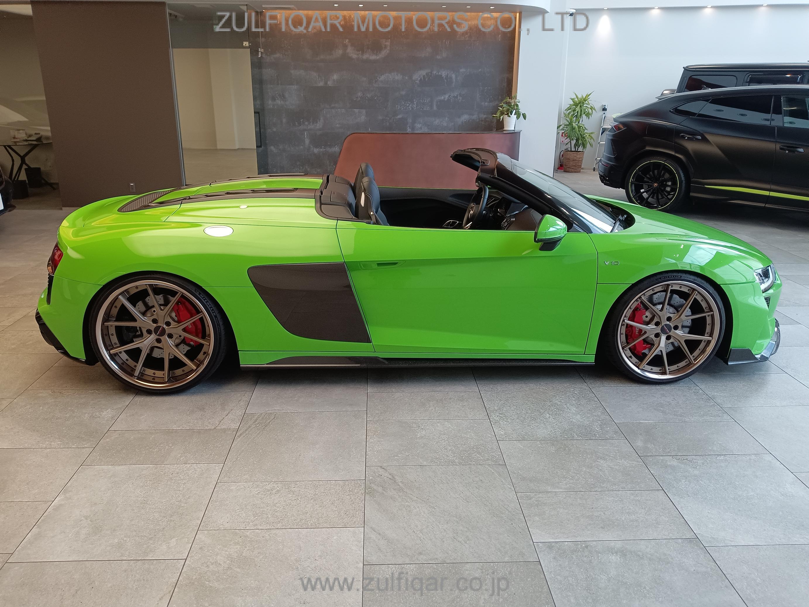 AUDI R8 SPYDER 2017 Image 4