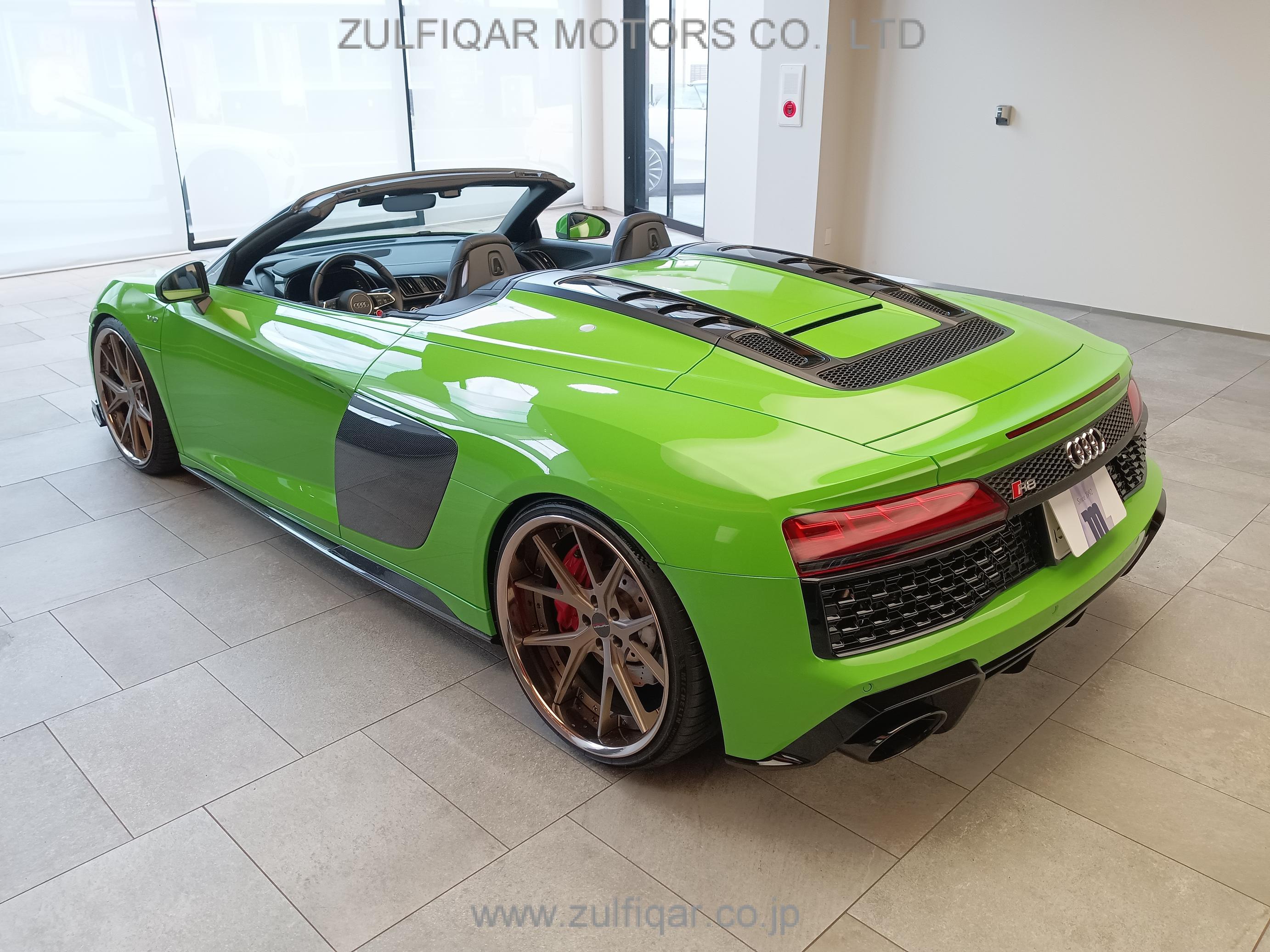 AUDI R8 SPYDER 2017 Image 9