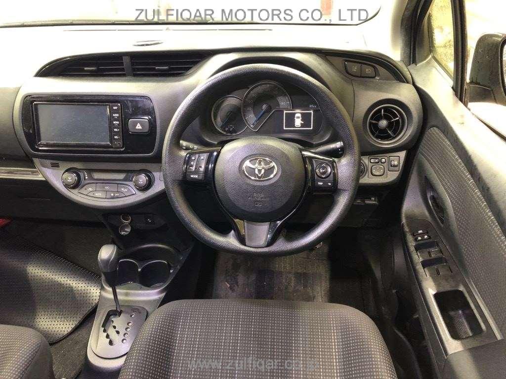 TOYOTA VITZ 2019 Image 6