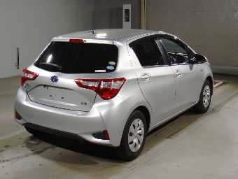 TOYOTA VITZ 2019 Image 2