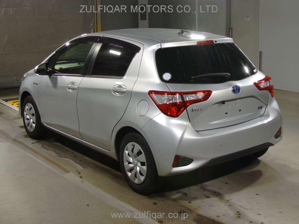 TOYOTA VITZ 2019 Image 4