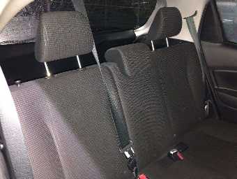 TOYOTA VITZ 2019 Image 7