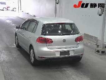 VOLKSWAGEN GOLF 2012 Image 2