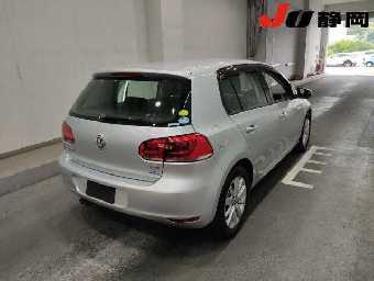 VOLKSWAGEN GOLF 2012 Image 5