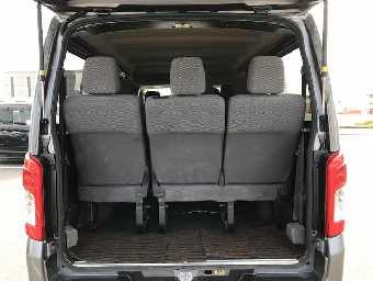 NISSAN NV350 CARAVAN WAGON 2019 Image 9