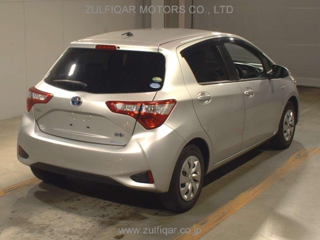 TOYOTA VITZ 2019 Image 2