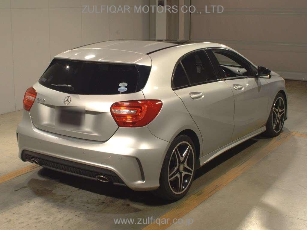 MERCEDES BENZ A CLASS 2014 Image 2