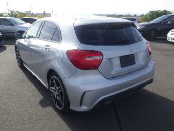 MERCEDES BENZ A CLASS 2014 Image 4