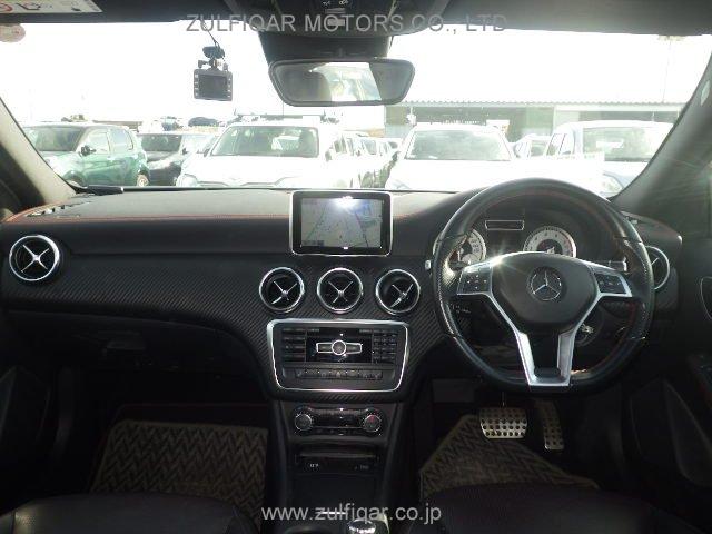 MERCEDES BENZ A CLASS 2014 Image 12