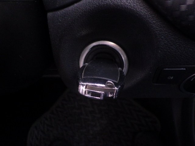 MERCEDES BENZ A CLASS 2014 Image 23