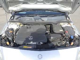 MERCEDES BENZ A CLASS 2014 Image 24