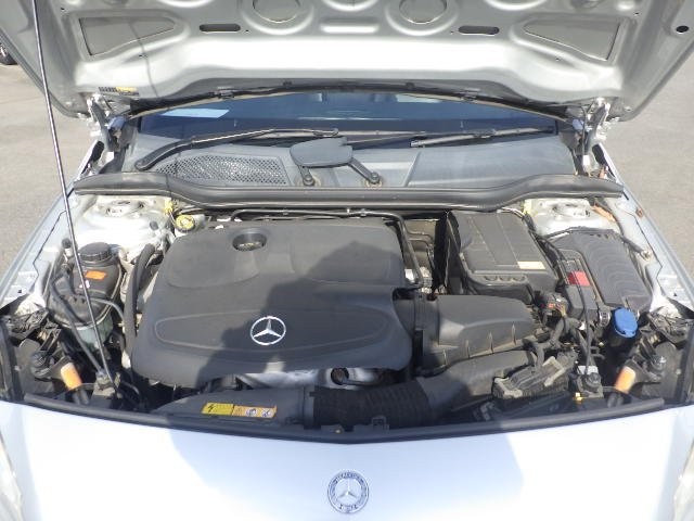 MERCEDES BENZ A CLASS 2014 Image 37