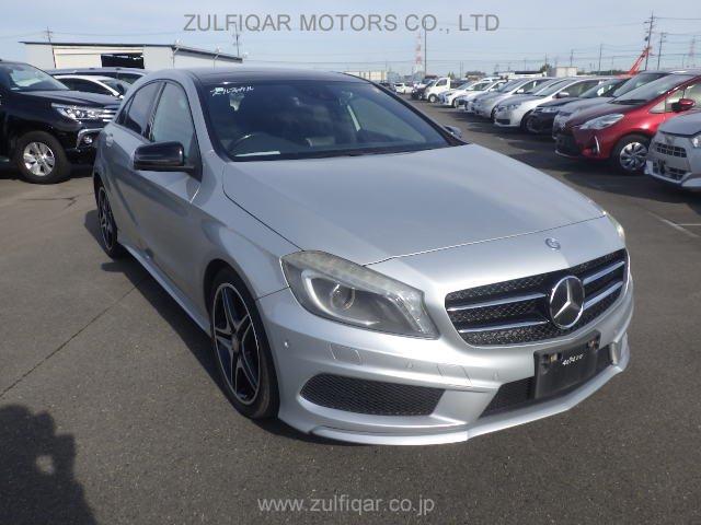 MERCEDES BENZ A CLASS 2014 Image 9