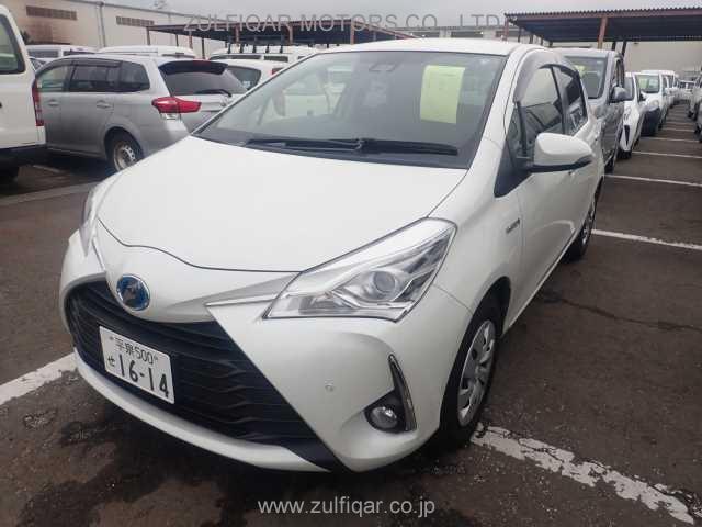 TOYOTA VITZ 2019 Image 1