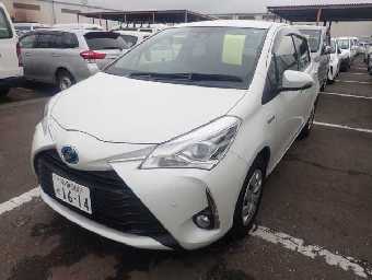 TOYOTA VITZ 2019 Image 1