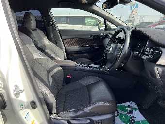 TOYOTA C-HR 2017 Image 4