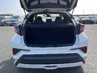 TOYOTA C-HR 2017 Image 7