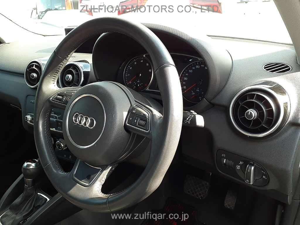 AUDI A1 2012 Image 7