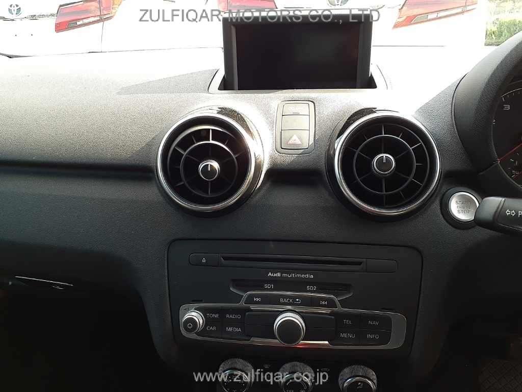 AUDI A1 2012 Image 10