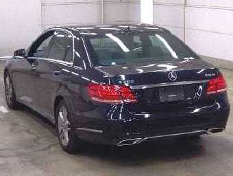 MERCEDES BENZ E CLASS 2013 Image 2
