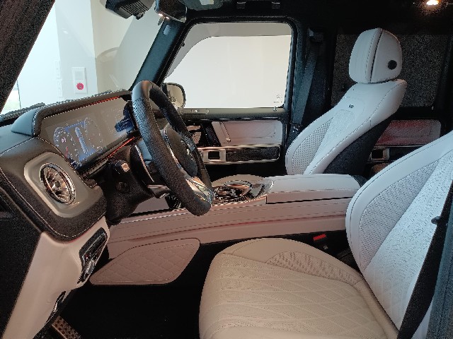 MERCEDES AMG G CLASS 2023 Image 27