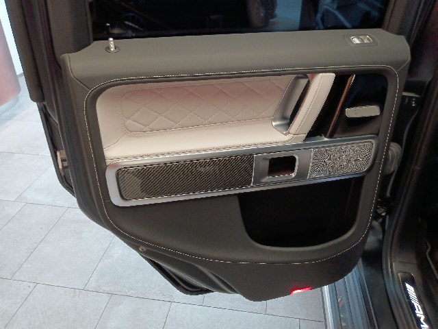MERCEDES AMG G CLASS 2023 Image 33