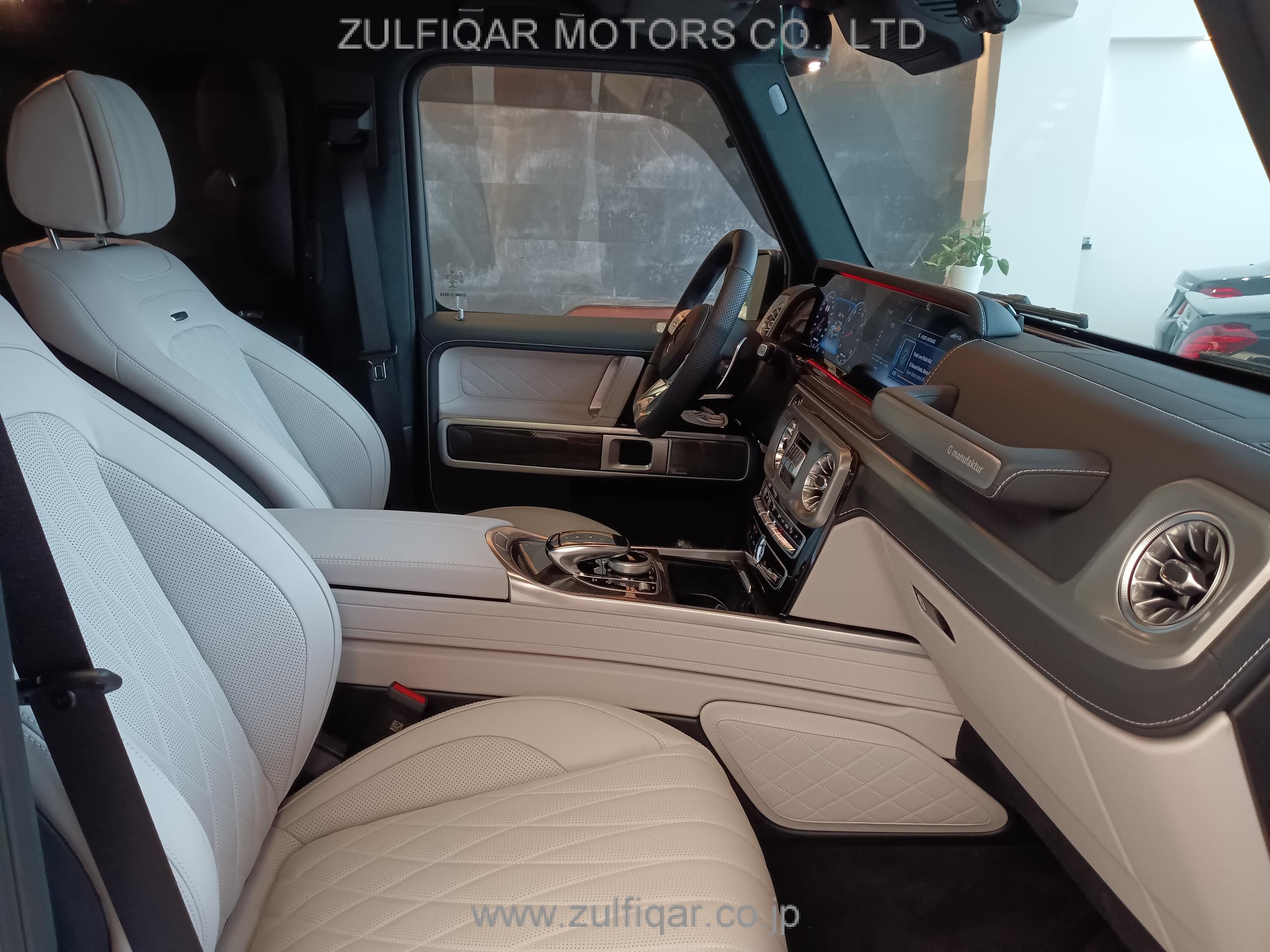 MERCEDES AMG G CLASS 2023 Image 36