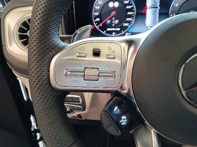 MERCEDES AMG G CLASS 2023 Image 50