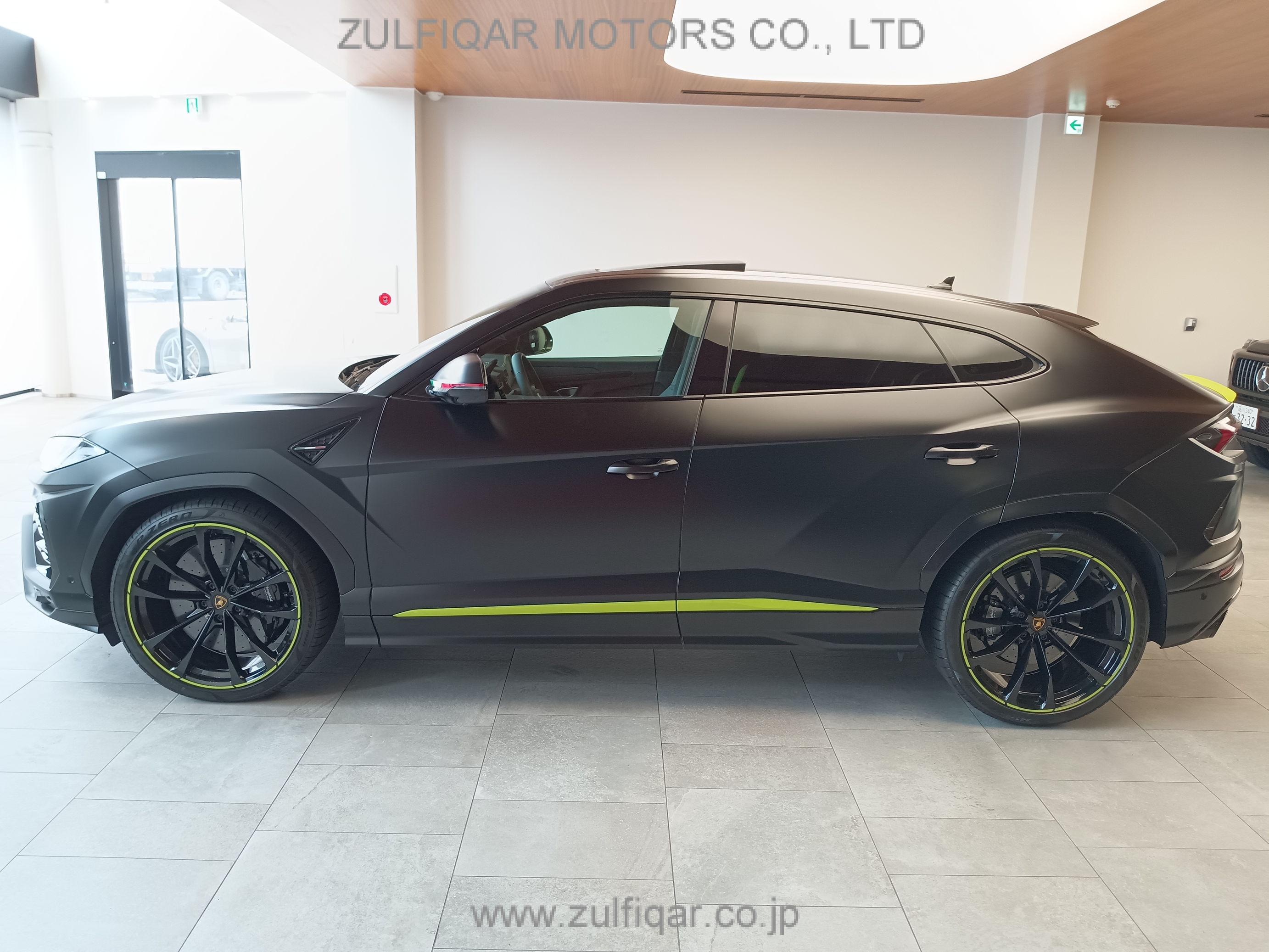 LAMBORGHINI URUS 2022 Image 19