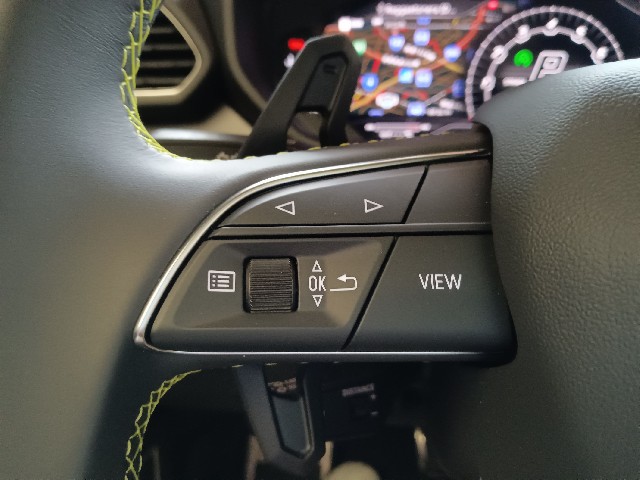 LAMBORGHINI URUS 2022 Image 49