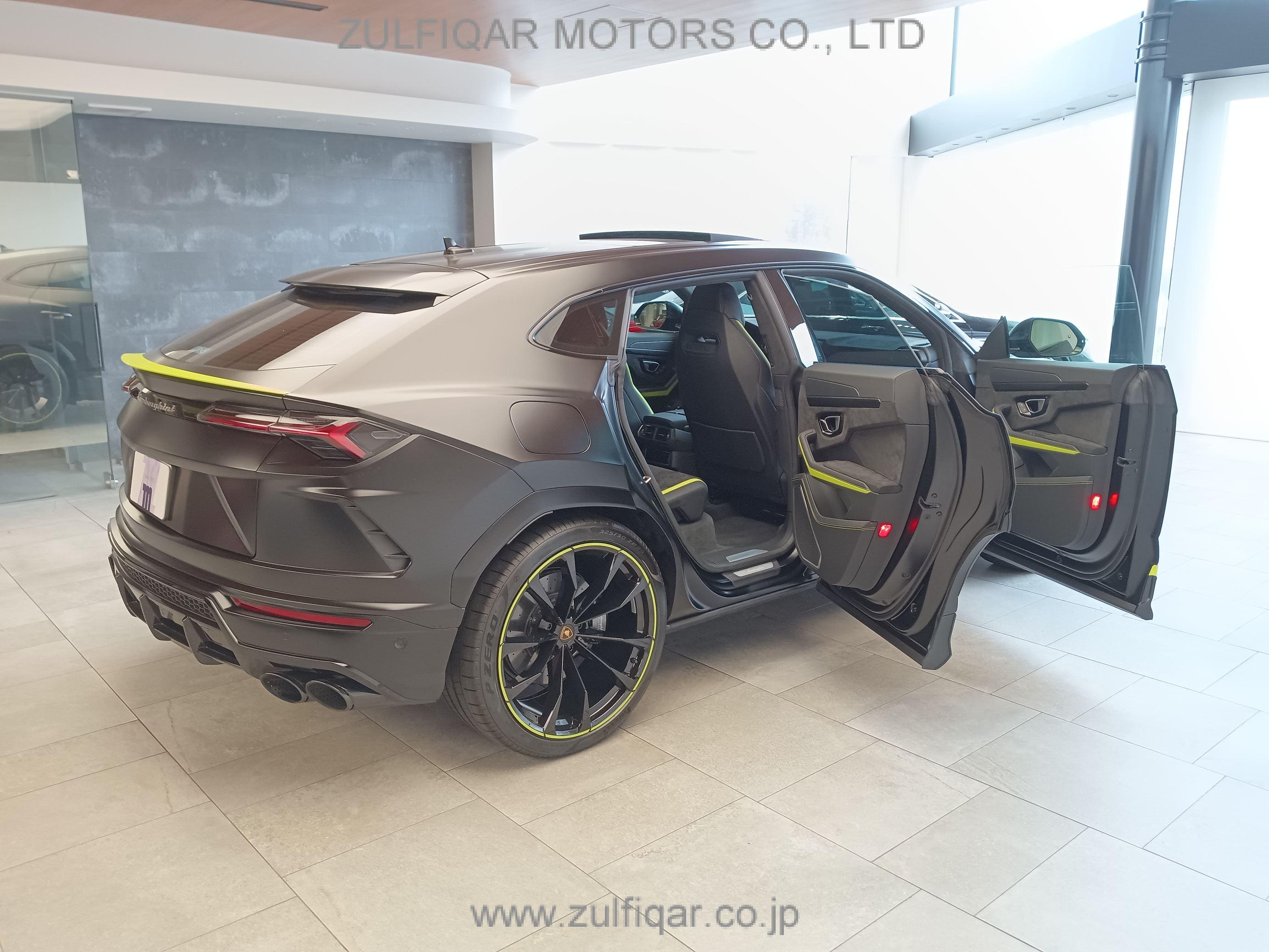 LAMBORGHINI URUS 2022 Image 6