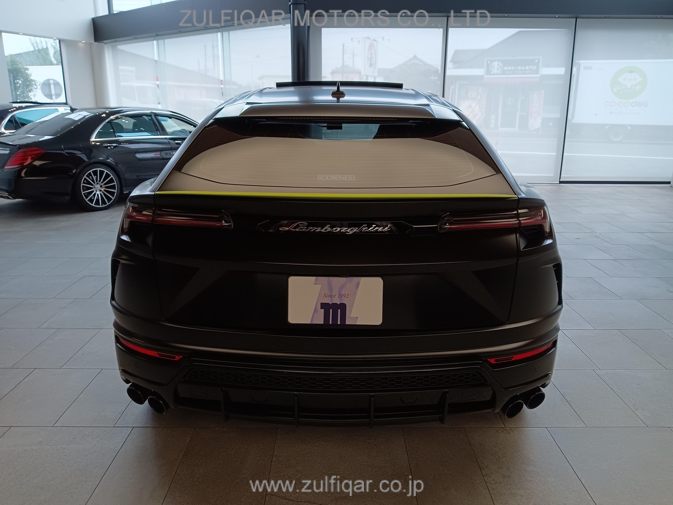 LAMBORGHINI URUS 2022 Image 8