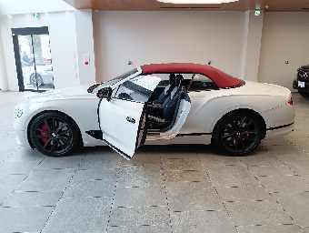 BENTLEY CONTINENTAL 2019 Image 11